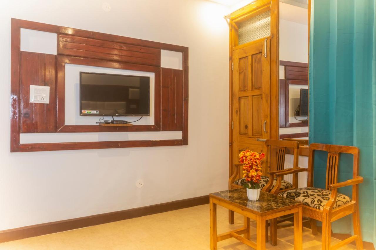 Golden Oak Bed and Breakfast Shimla Exteriör bild