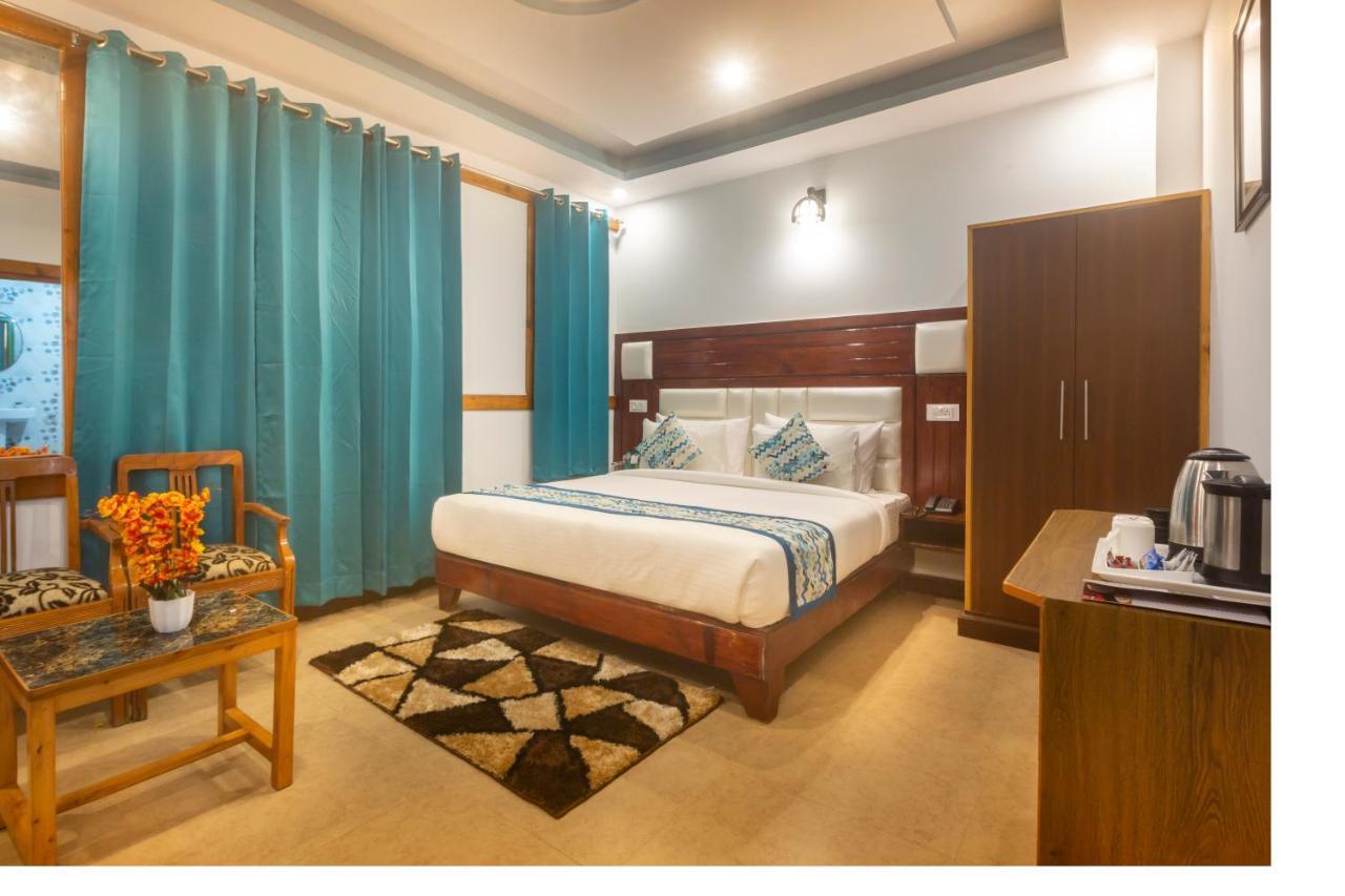 Golden Oak Bed and Breakfast Shimla Exteriör bild