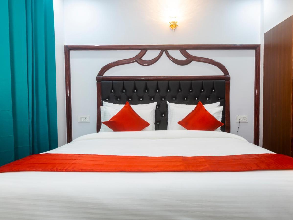 Golden Oak Bed and Breakfast Shimla Exteriör bild
